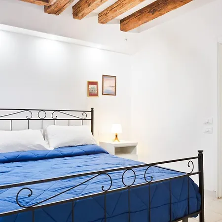דירה Sant'alvise Romantic